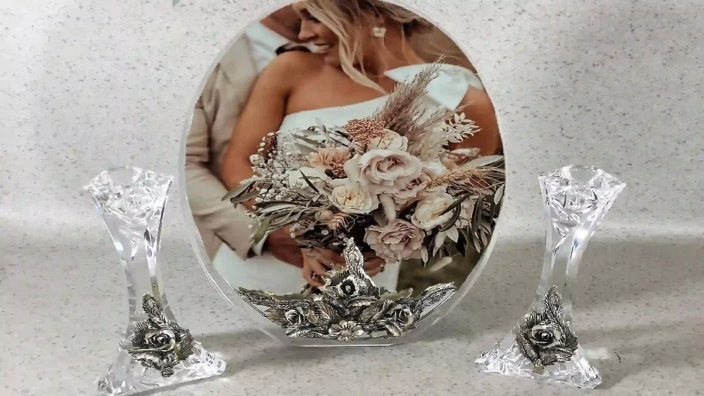 آینه نماد چیست؟ أینه شمعدان سفره عقد