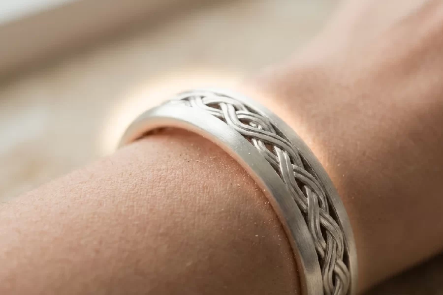 خصوصیات نقره چیست؟